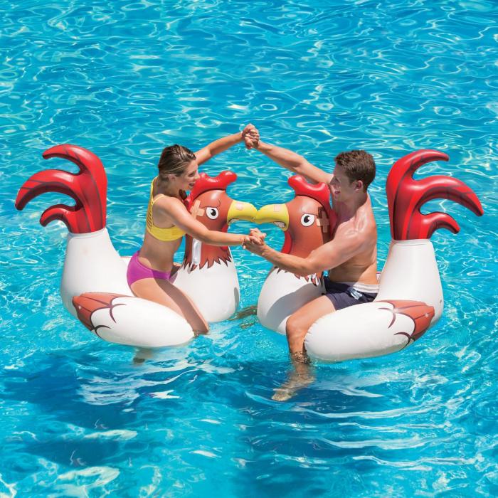 Chicken Fight Pool Float Game