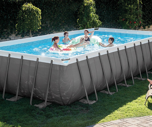 Deluxe 24' Backyard Pool