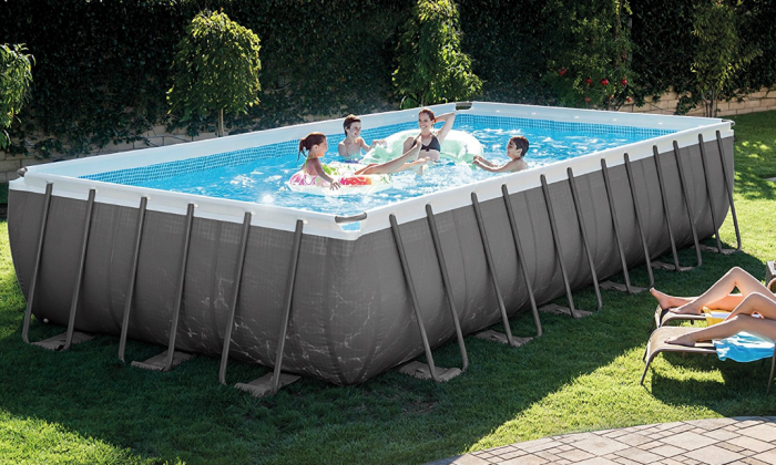 Deluxe 24' Backyard Pool