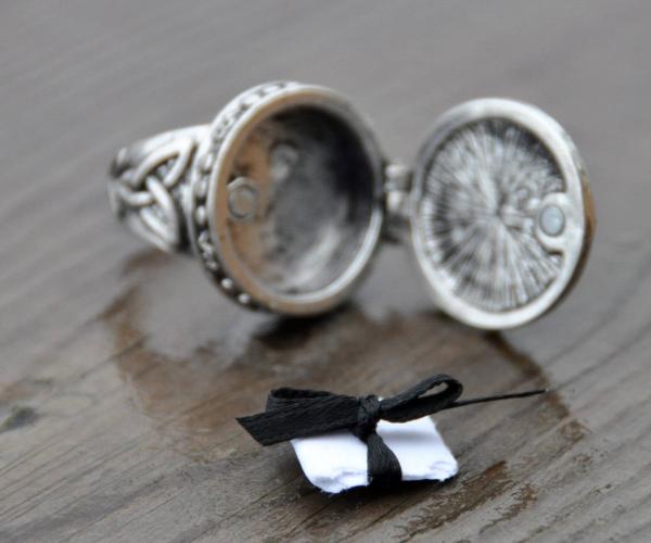 Secret Compartment Ring