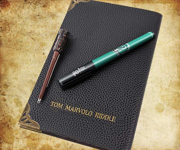 Harry Potter Tom Riddle's Diary Set