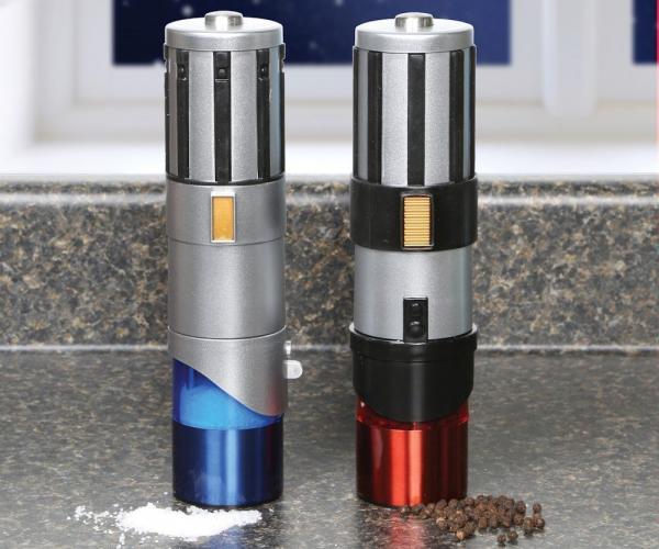 Star Wars Salt & Pepper Light Saber Shakers